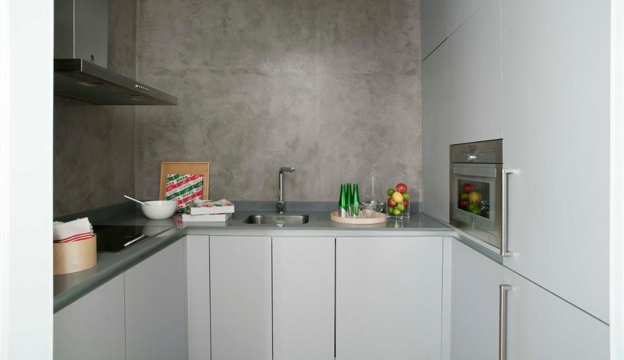 Eric Voekel Boutique Apartments - Madrid Suites Стая снимка