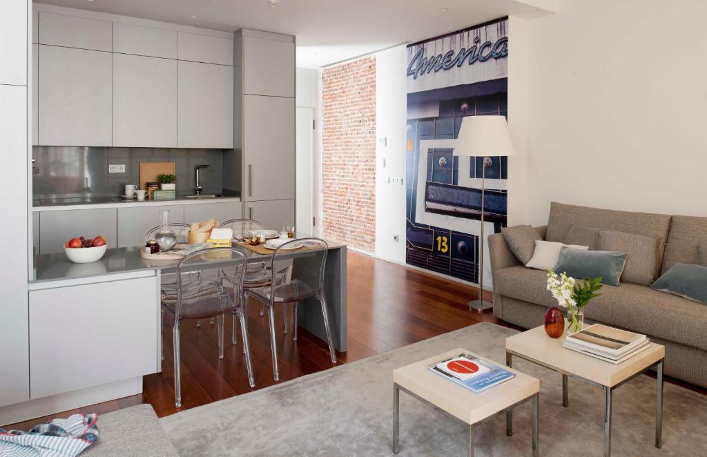 Eric Voekel Boutique Apartments - Madrid Suites Стая снимка